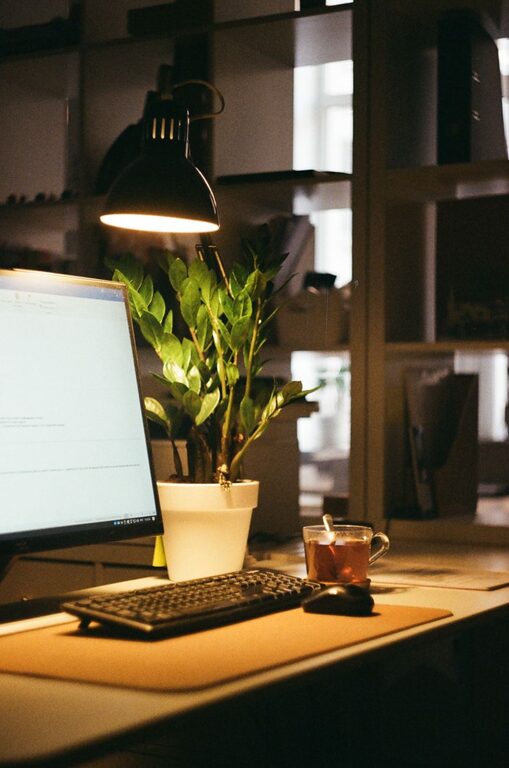 How to Create a Relaxing Home Workspace